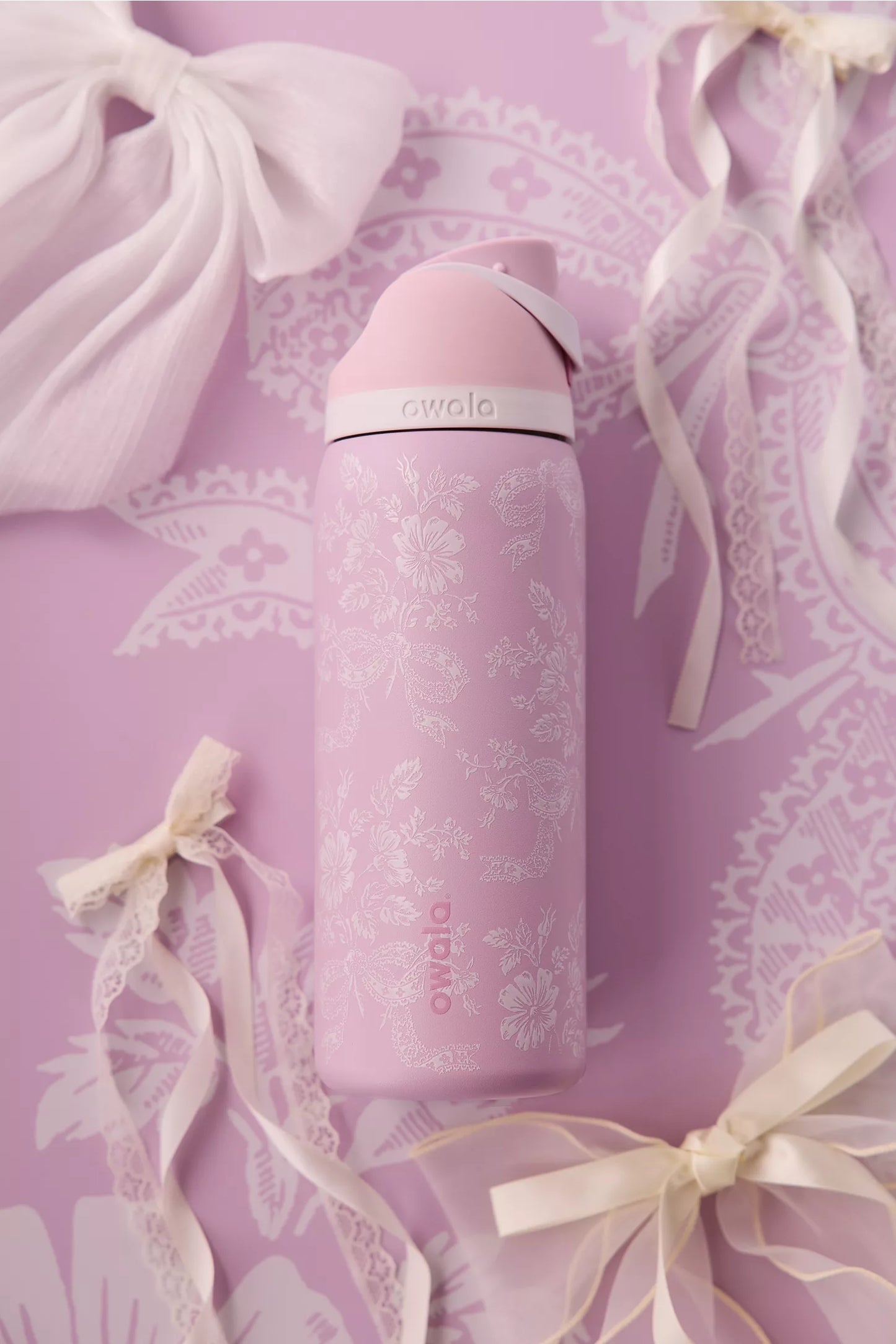 Ribbon Toile Tumbler 32oz